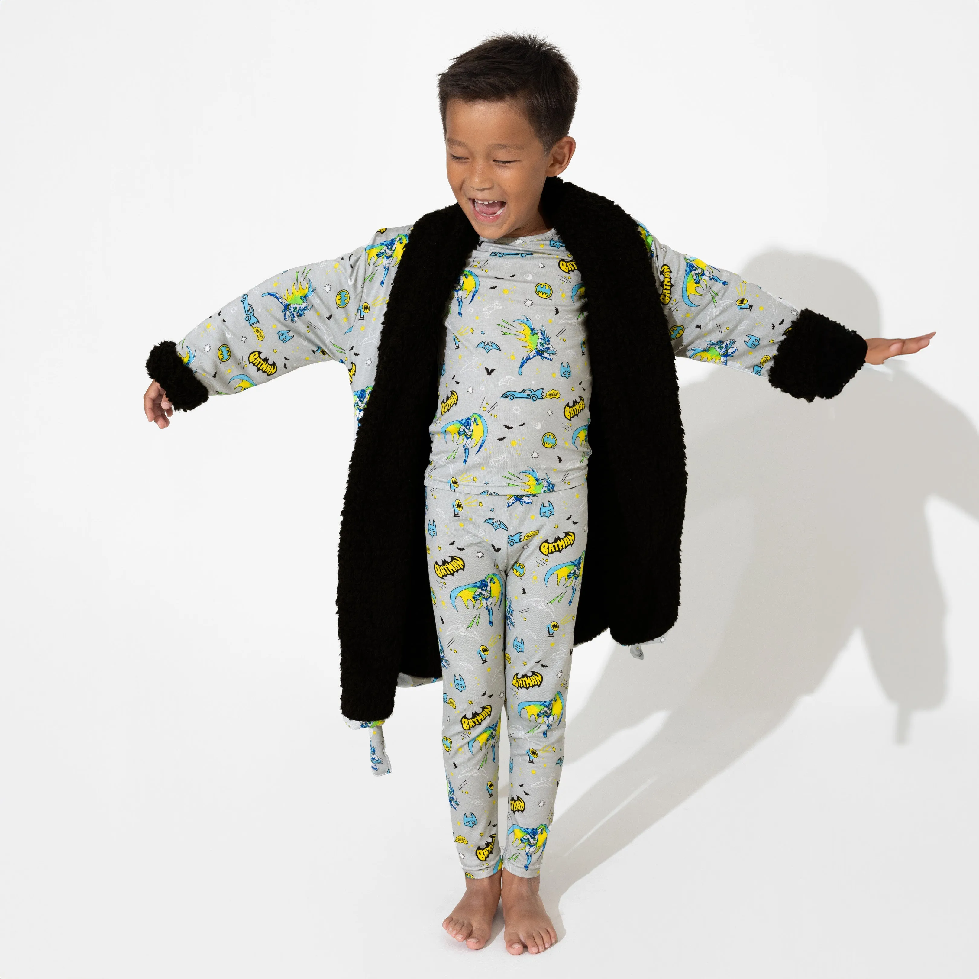 ---Batman Bamboo Kids Sherpa Robe--