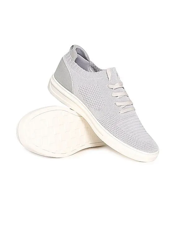 Aeropostale Perforated Knit Low Top Sneakers