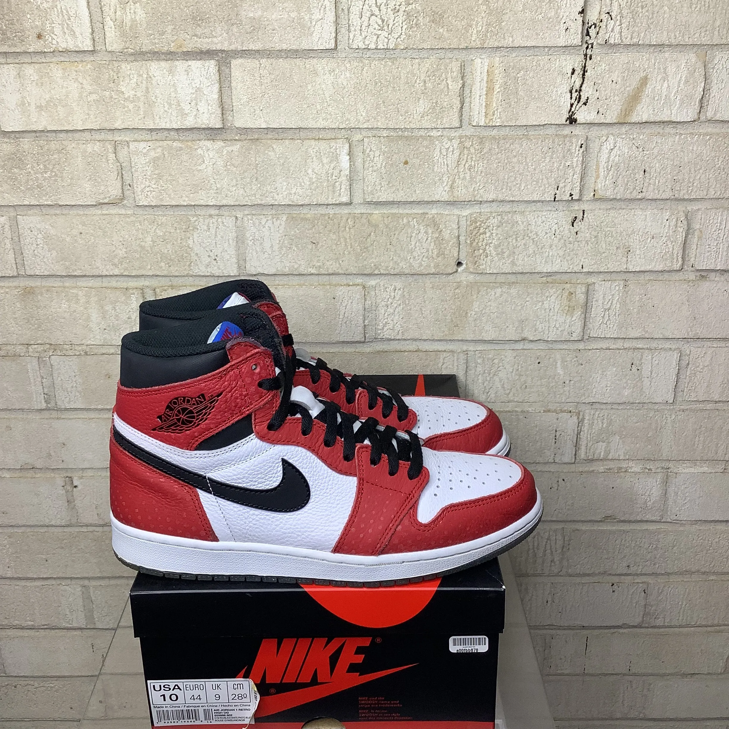 AIR JORDAN 1 SPIDER-MAN ORIGIN STORY SIZE 10 555088-602