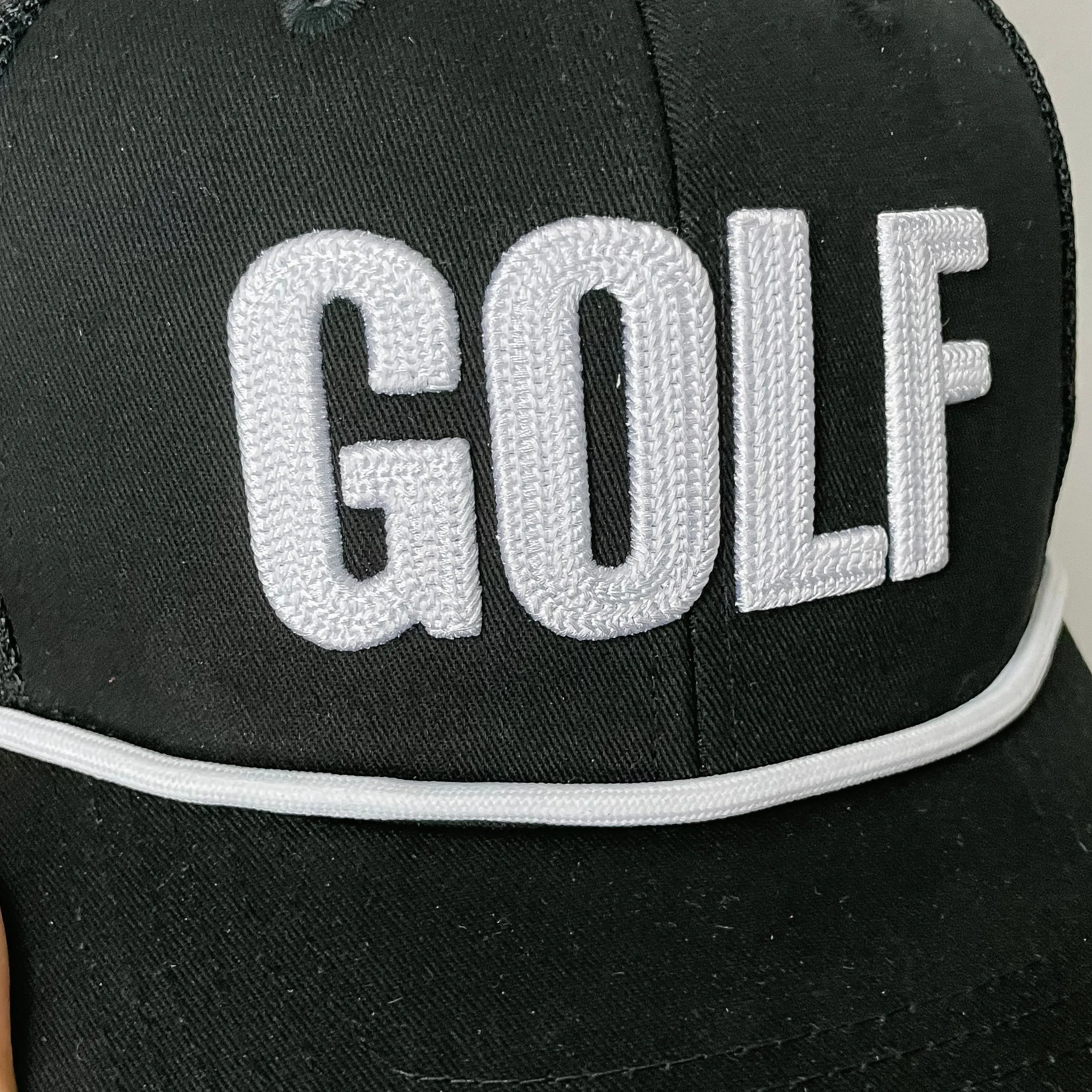 Caddie Uniform Black/White Golf Hat