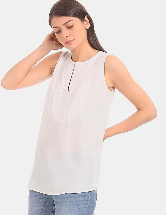 GAP Women White Sleeveless Tucked Top