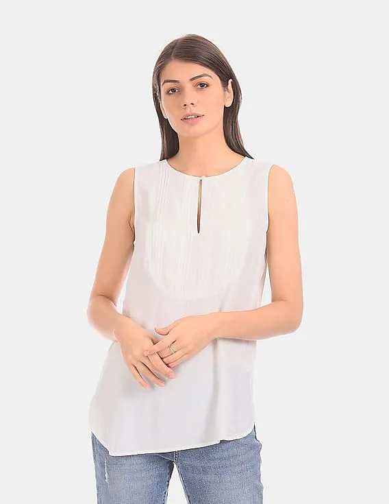 GAP Women White Sleeveless Tucked Top