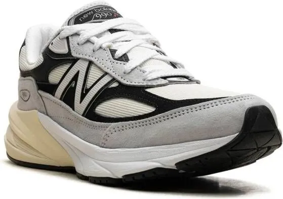 New Balance 990v6 