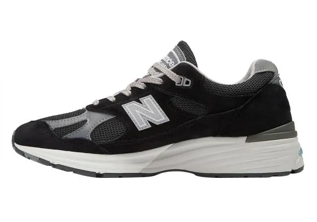 New Balance 991v2 Made in UK Black Grey