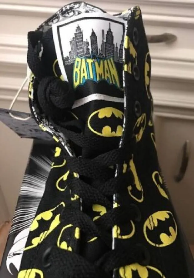 New Converse X DC Comics BATMAN Logo Black Yellow Rare M...