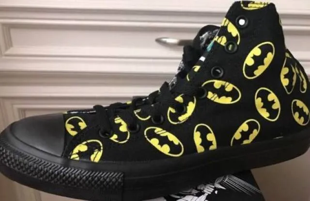 New Converse X DC Comics BATMAN Logo Black Yellow Rare M...