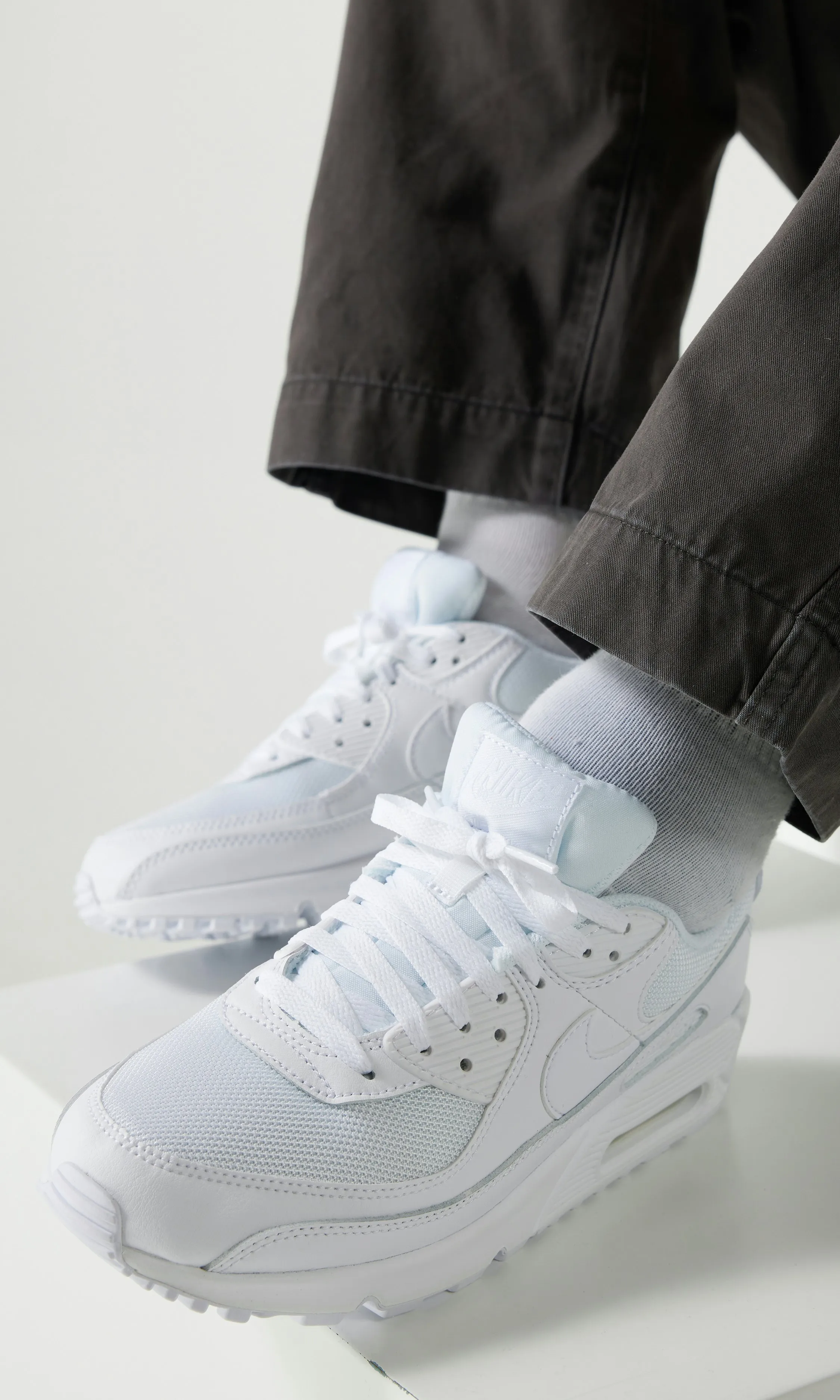 Nike Air Max 90 Sneakers White | Men | Junkyard