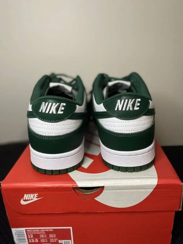 Nike dunk low varsity green