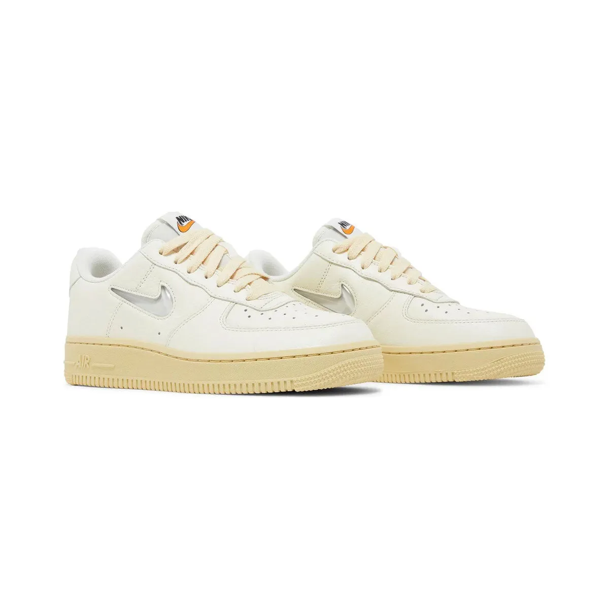 Nike Women's Air Force 1 Low '07 LX