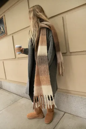 PATTERNED SCARF WITH TASSELS