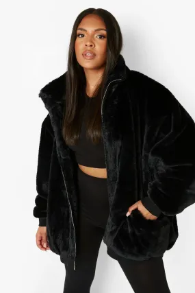 Plus Oversized Pocket Detail Faux Fur Jacket