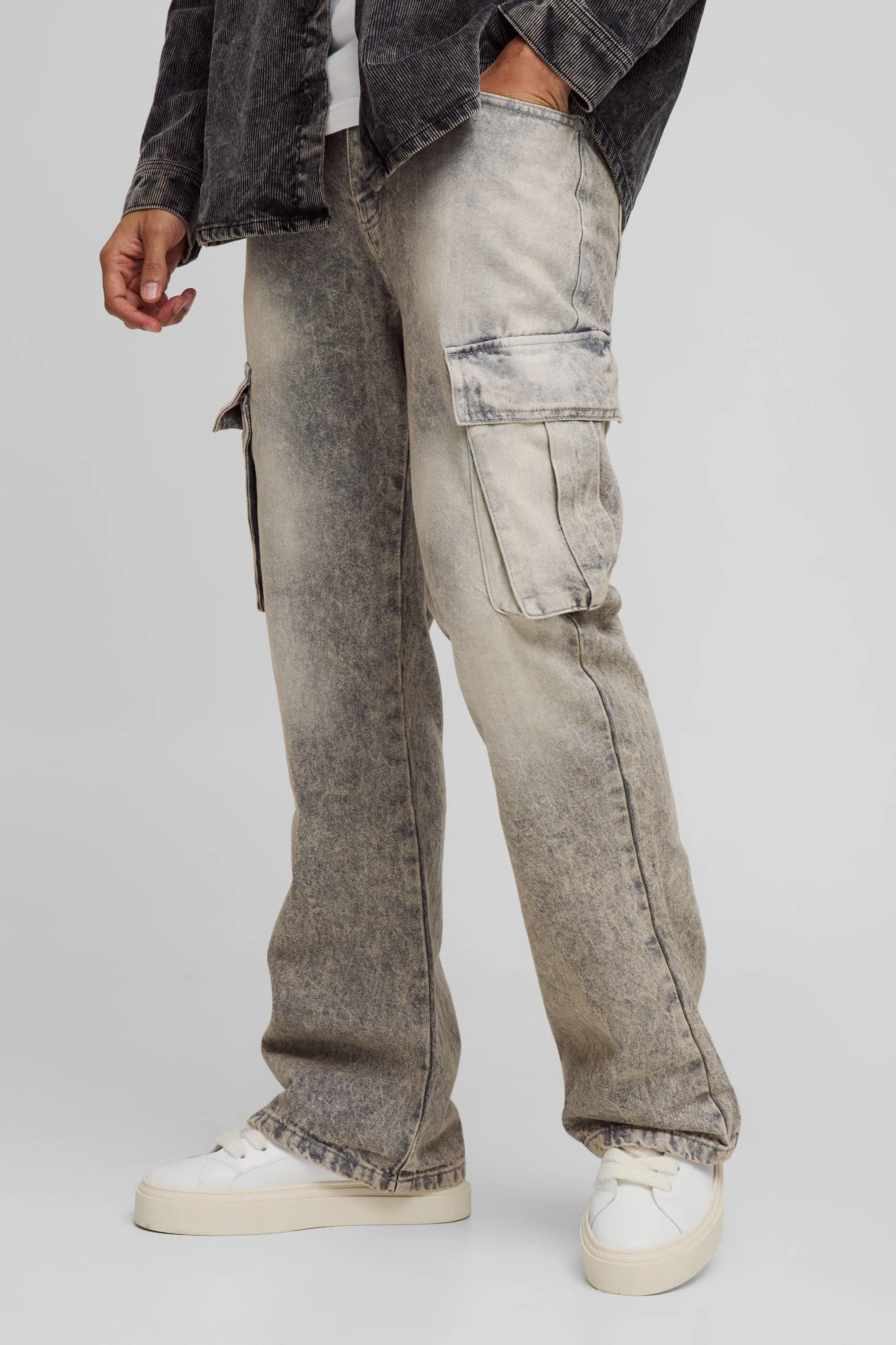 Relaxed Flared Cargo Tinted Denim Jeans