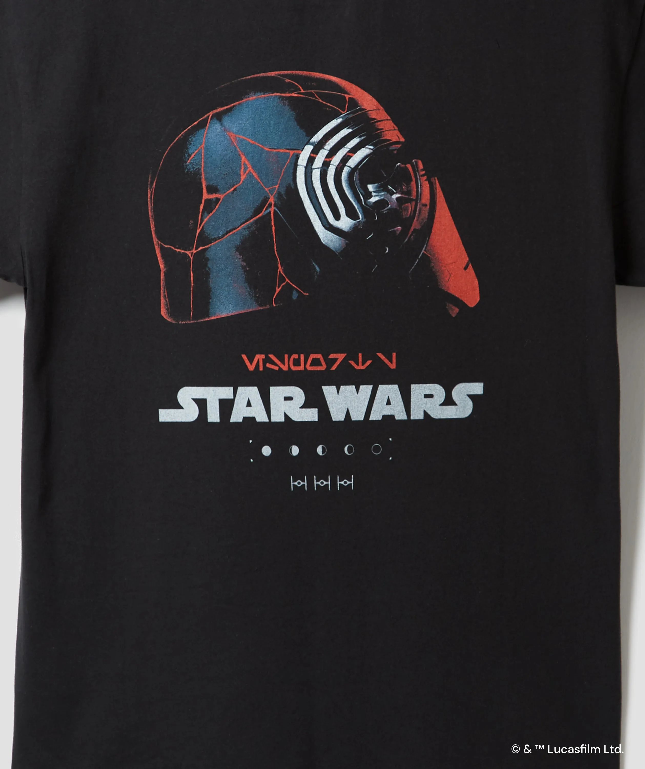 STAR WARS KYLO REN HELMET TEE