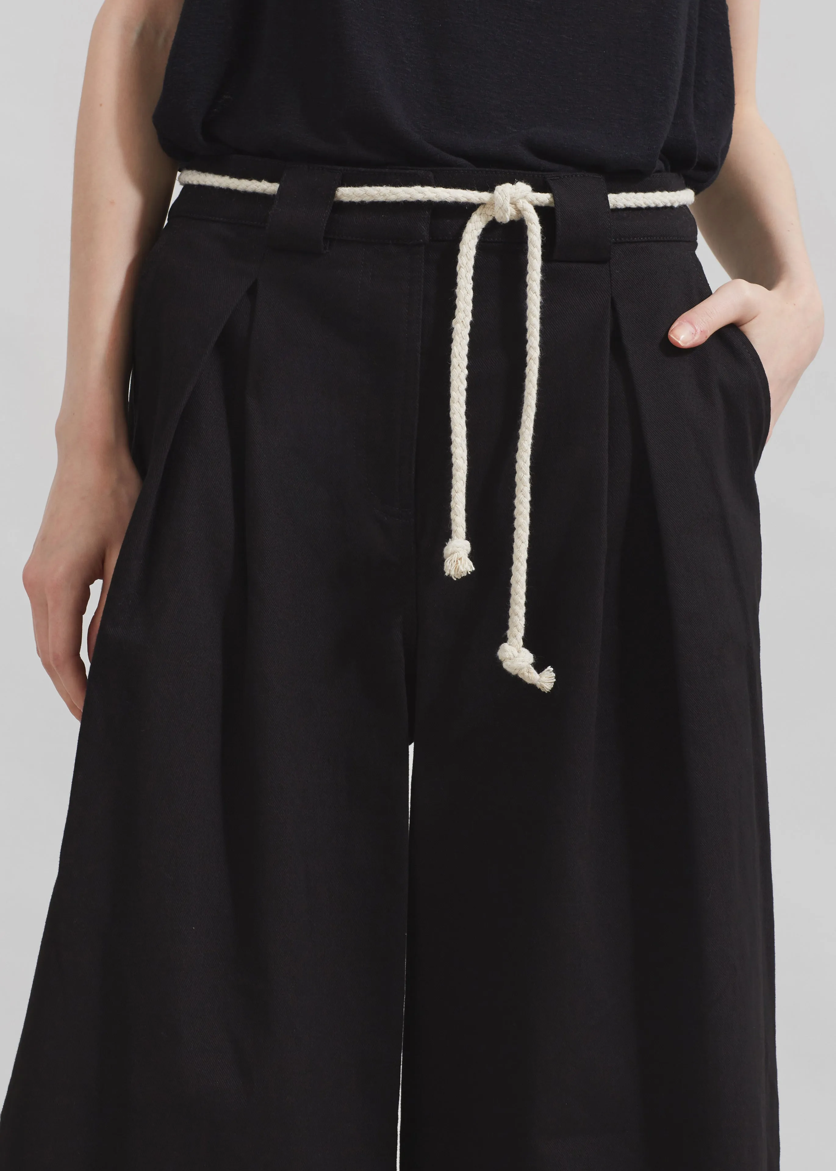 The Garment Cassano Wide Pants - Black