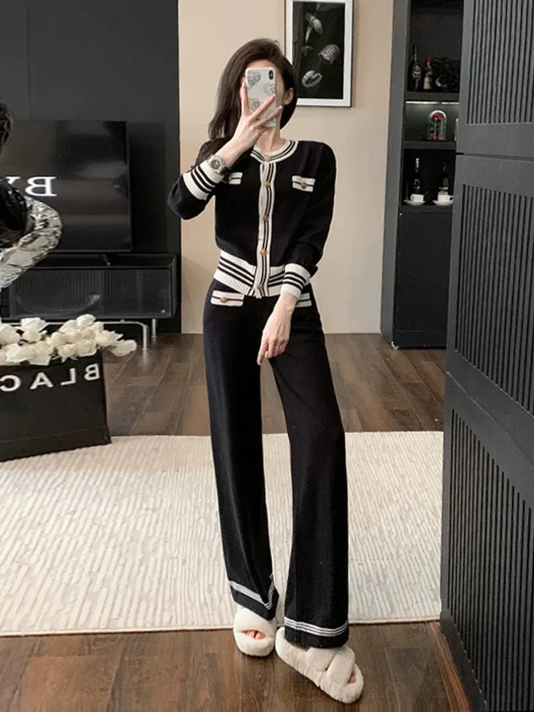 Xiaoxiangfeng knitted casual fashion suit for women, autumn style, age-reducing temperament, high-end sports wide-leg pants two-